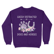 Load image into Gallery viewer, Easily Distracted By Dogs And Horses D06 NQS3122 Sweatshirt